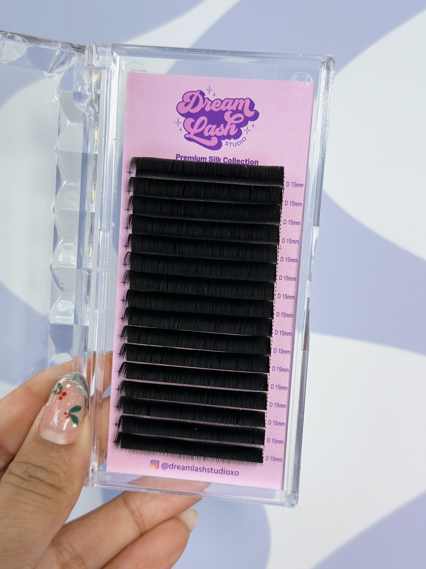 FINAL SALE Classic 0.15 Flat Lashes