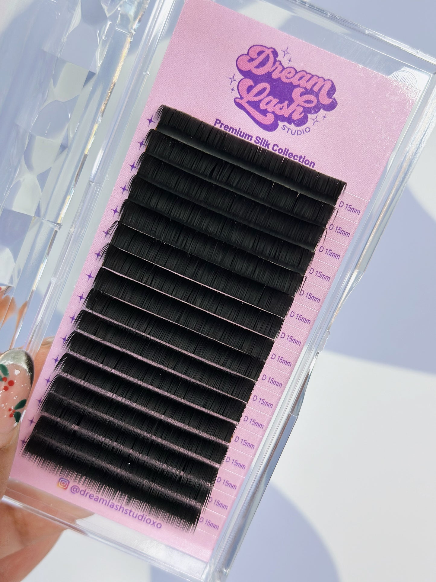 FINAL SALE Classic 0.15 Flat Lashes